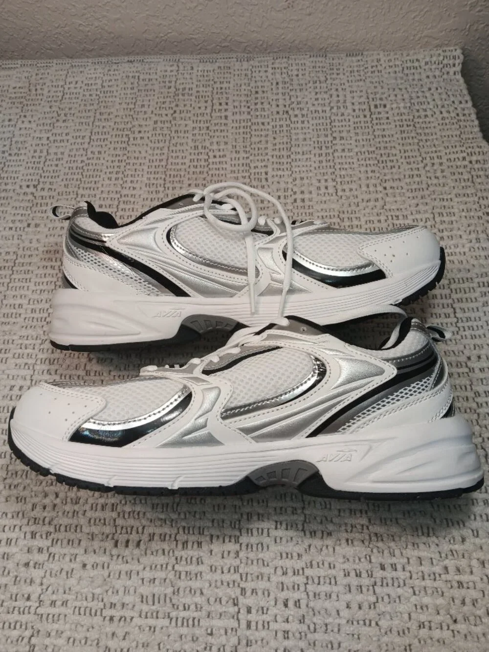 Avia Men's 5000 Athletic Performance Running Sneakers sz 9.5 Wide Width